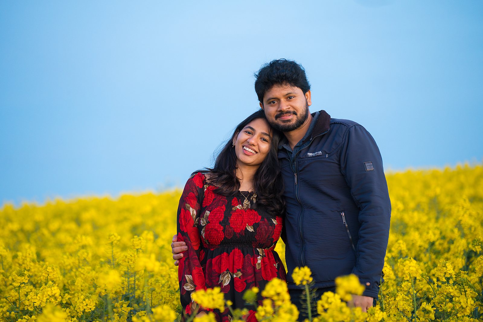 Couples portrait, golden hour