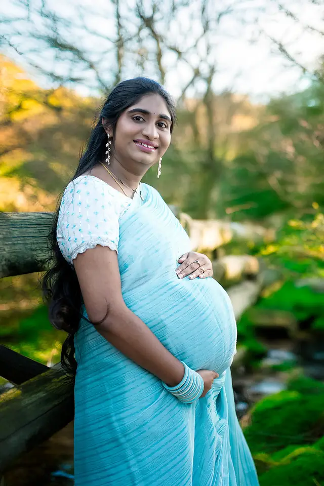 Maternity photography, outdoor session