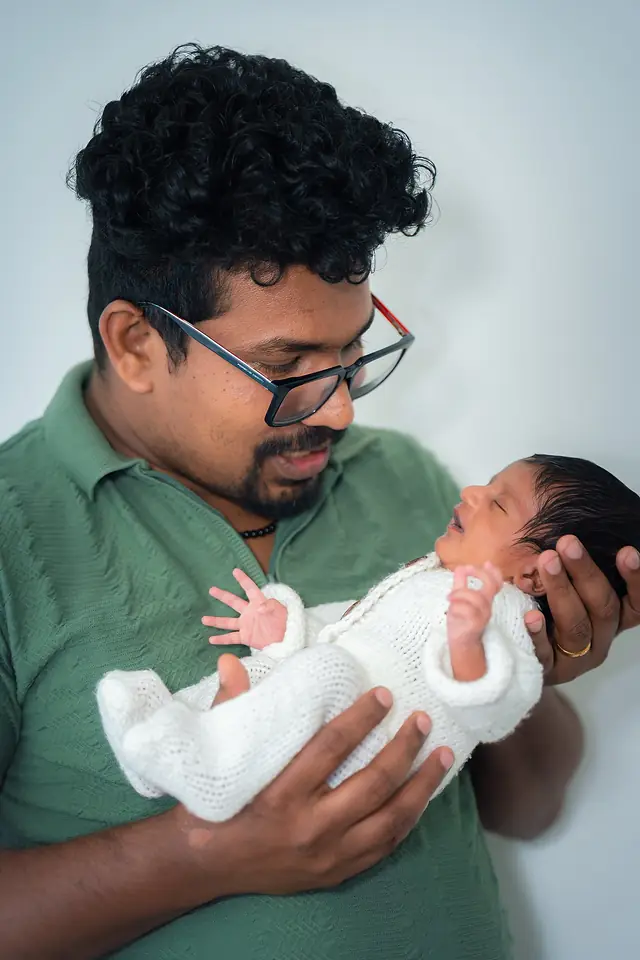 Sleeping newborn portrait