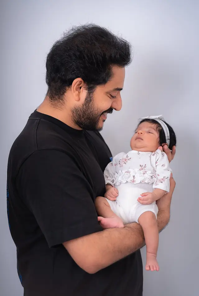 Newborn with family, Dublin