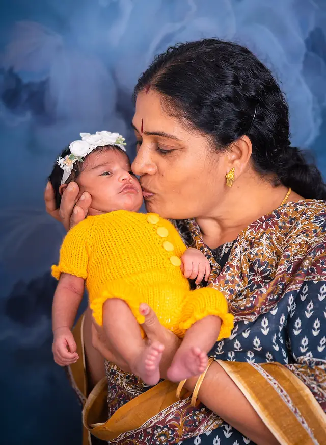 Sleeping newborn portrait