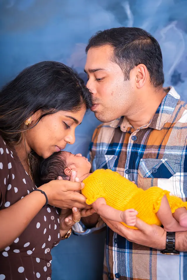 Sleeping newborn portrait