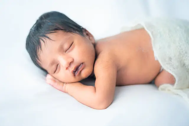 Sleeping newborn portrait